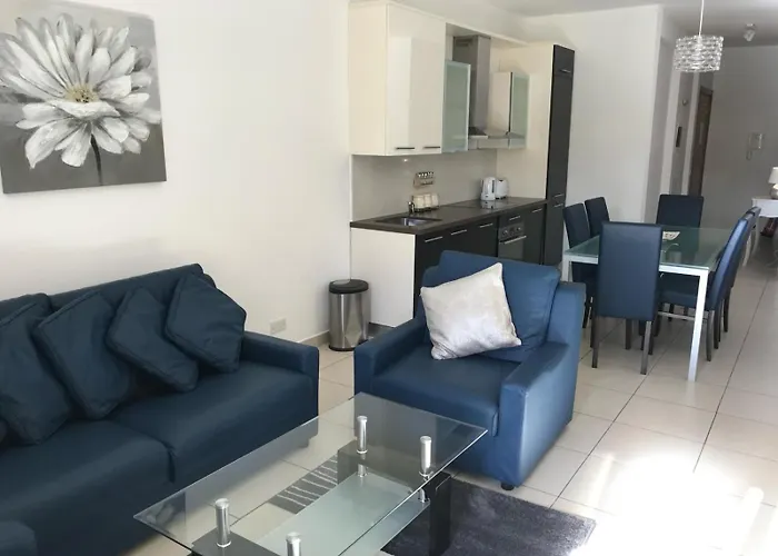 Spinola St Julians * St. Julian's